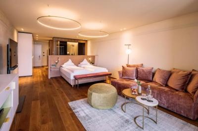 Junior Suite 5