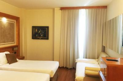 Classic Triple Room 4