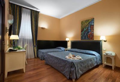 Quarto Triplo Cl&aacute;ssico 2