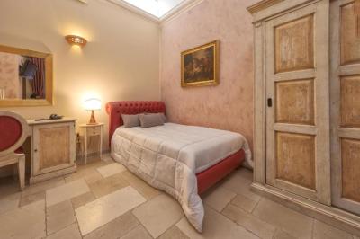 Small Double Room 3
