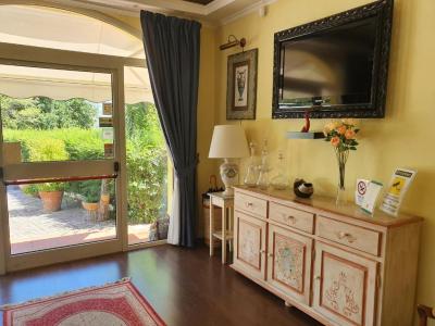Double Room with Private Bathroom 2