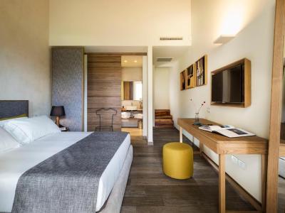 Family Room 5