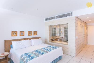 Master Suite 6