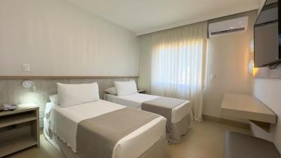 Three Bedroom Family Apartment with Sea View 19