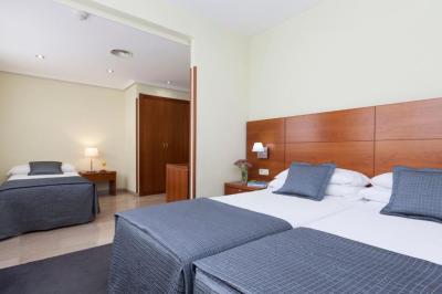 Triple Room 2