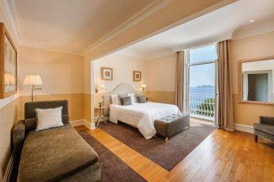 Junior Suite with Sea View 3