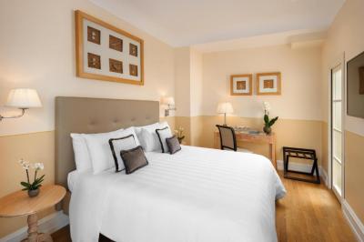 Executive Suite 7