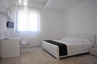 Deluxe Double Room 3