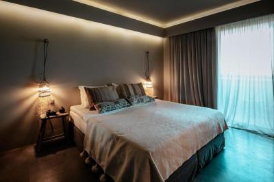 Junior Suite with Balcony 3