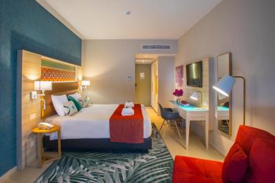 Chambre de Luxe avec Acc&egrave;s au Salon du Complexe - Vue sur Mer 16