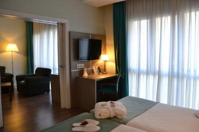 Double Room with Lounge 3