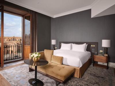 Anantara Piazza View Suite 17