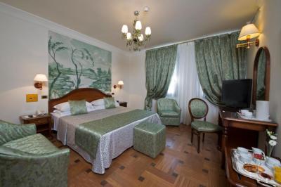 Classic Double Room 6