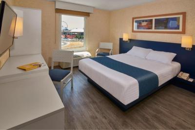 Queen Room 1