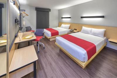 Double Room with Two Double Beds 1