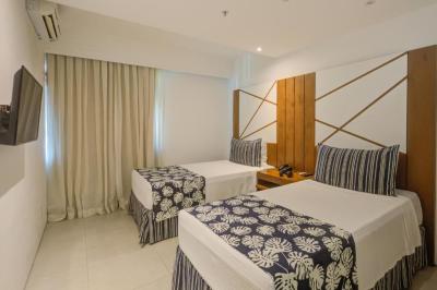 Deluxe Twin Room 4