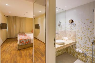 Luxury Triple Room 5