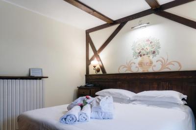 Classic Double or Twin Room 1