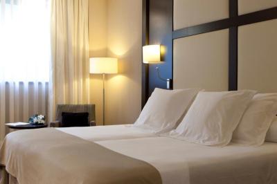 Basic Double or Twin Room 4