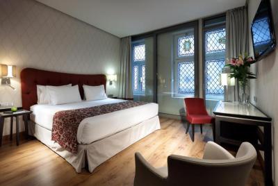 Quarto Rom&acirc;ntico 3
