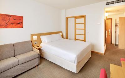 Standard Double Room 1