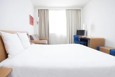 Twin Room 3