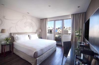 Hotel NH Buenos Aires Tango 5 Hotel NH Buenos Aires Tango 5