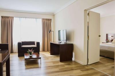 Dazzler Wyndham Buenos Aires San Martin 6 Dazzler Wyndham Buenos Aires San Martin 6