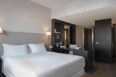 Hotel NH Buenos Aires 9 de Julio 6 Hotel NH Buenos Aires 9 de Julio 6
