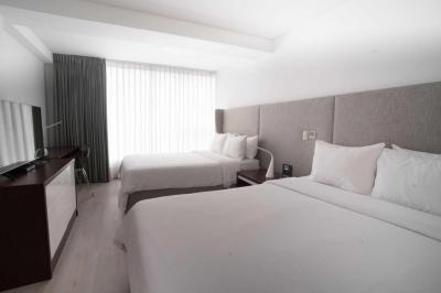 Radisson Hotel Decapolis Miraflores 7 Radisson Hotel Decapolis Miraflores 7
