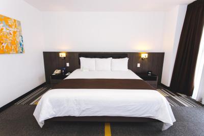 Wyndham Costa del Sol Lima Airport 6 Wyndham Costa del Sol Lima Airport 6
