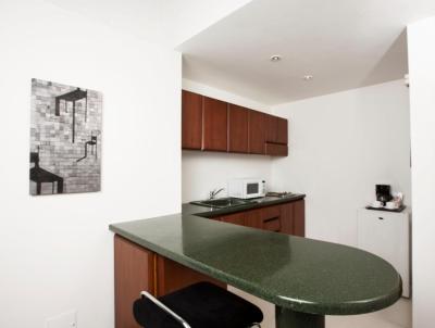Richmond Suites Hotel 10 Richmond Suites Hotel 10