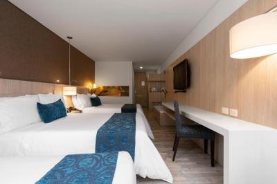 Hotel bh Bicentenario 7 Hotel bh Bicentenario 7
