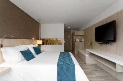 Hotel bh Bicentenario 5 Hotel bh Bicentenario 5