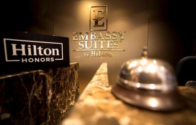 Hotel Embassy Suites by Hilton Bogotá Rosales 8 Hotel Embassy Suites by Hilton Bogotá Rosales 8