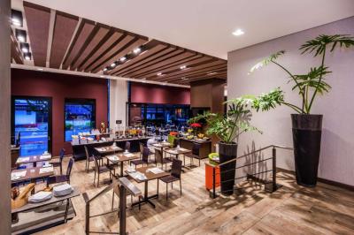 Hotel Embassy Suites by Hilton Bogotá Rosales 3 Hotel Embassy Suites by Hilton Bogotá Rosales 3