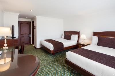 Hotel Embassy Park 8 Hotel Embassy Park 8
