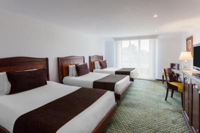 Hotel Embassy Park 6 Hotel Embassy Park 6