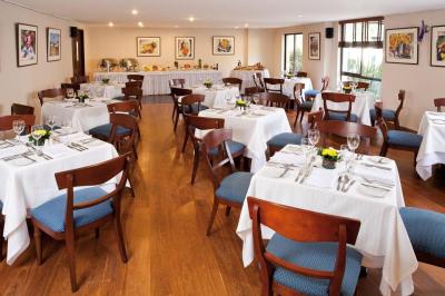 Hotel Estelar Suites Jones 4 Hotel Estelar Suites Jones 4