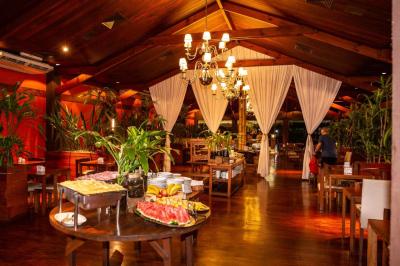 Hotel Raices Esturion 9 Hotel Raices Esturion 9