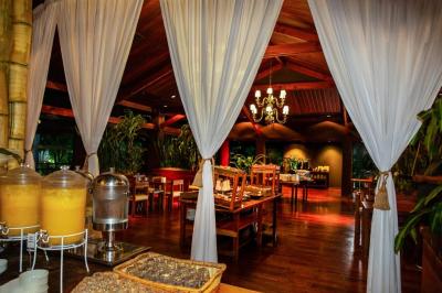 Hotel Raices Esturion 8 Hotel Raices Esturion 8