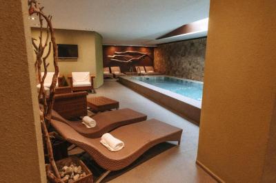 Esplendor Wyndham El Calafate Hotel 8 Esplendor Wyndham El Calafate Hotel 8