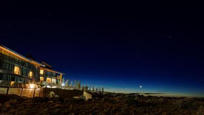 Hotel Design Suites Calafate 5 Hotel Design Suites Calafate 5