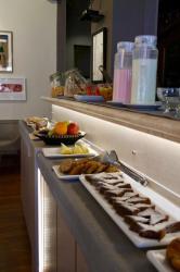 Hotel Almería Salta 10 Hotel Almería Salta 10