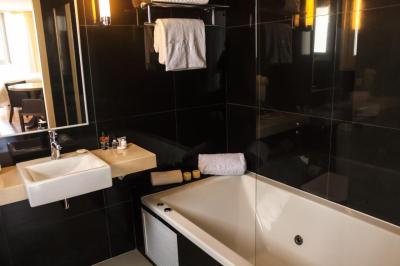 AXSUR Design Hotel 8 AXSUR Design Hotel 8