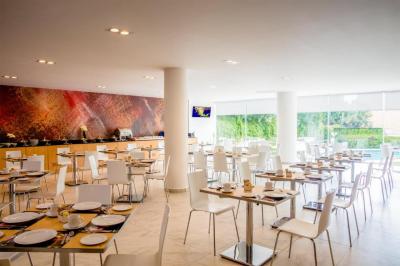 Fiesta Inn Express Perinorte 4 Fiesta Inn Express Perinorte 4
