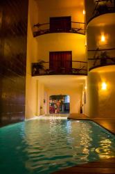 Hotel Kinbe - few steps from 5th Avenue and the beach 10 Hotel Kinbe - few steps from 5th Avenue and the beach 10