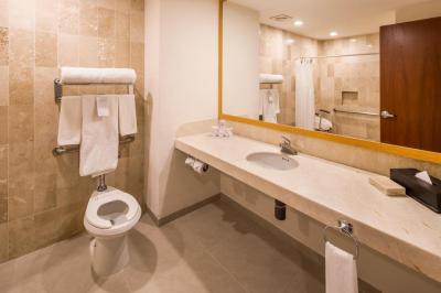 Wyndham Garden Playa del Carmen Hotel 8 Wyndham Garden Playa del Carmen Hotel 8