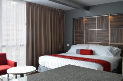 Hotel Block Suites 8 Hotel Block Suites 8