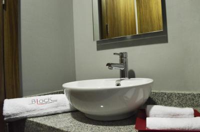 Hotel Block Suites 6 Hotel Block Suites 6